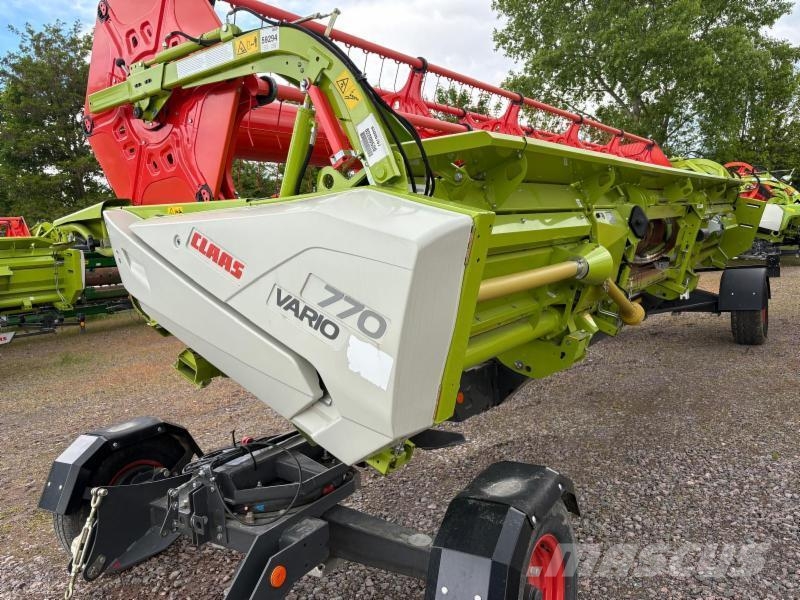 CLAAS TRION 720 حصادات