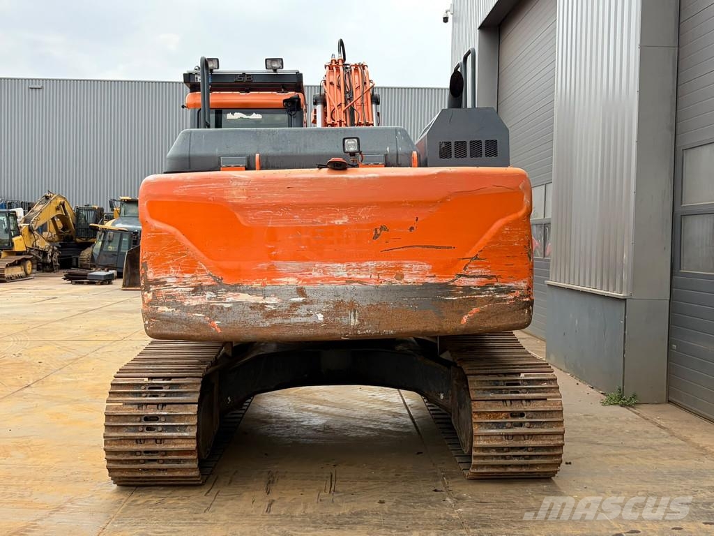 Doosan DX235NLC-5 Excavadoras sobre orugas