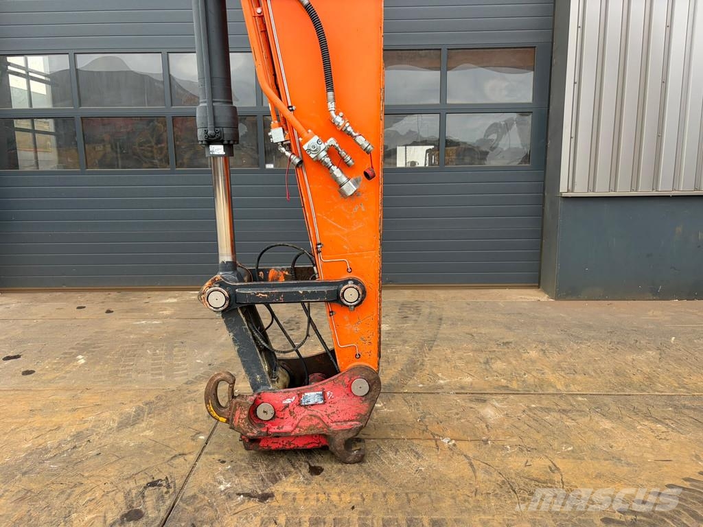 Doosan DX235NLC-5 Excavadoras sobre orugas
