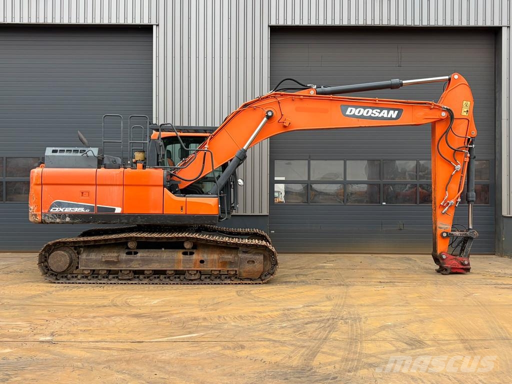 Doosan DX235NLC-5 Excavadoras sobre orugas