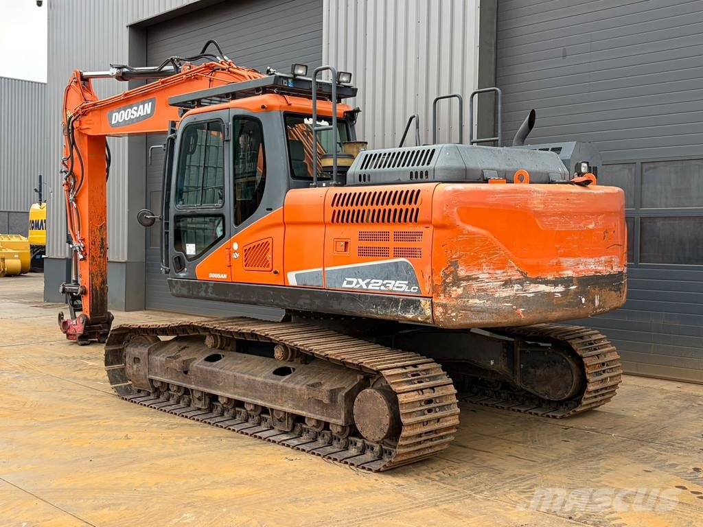 Doosan DX235NLC-5 Excavadoras sobre orugas