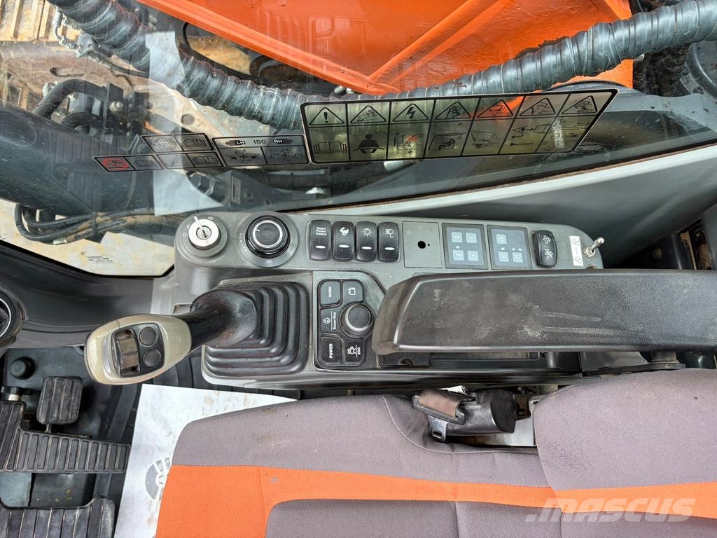 Doosan DX235NLC-5 Excavadoras sobre orugas