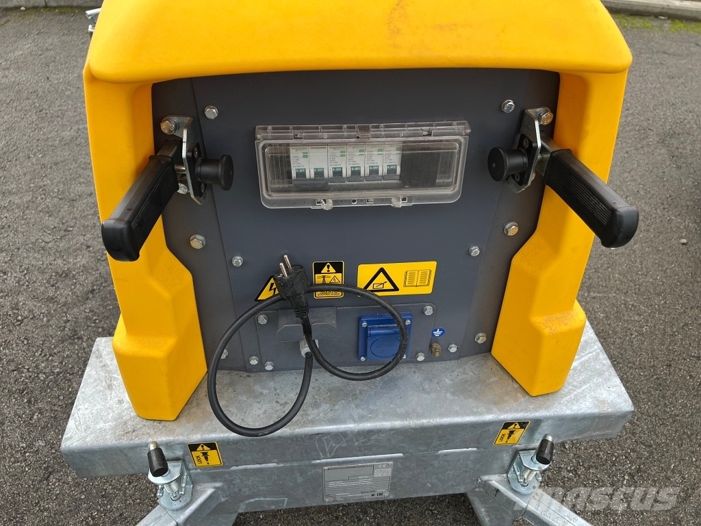 ATLAS COPCO HiLight E3+ 拖车式灯塔
