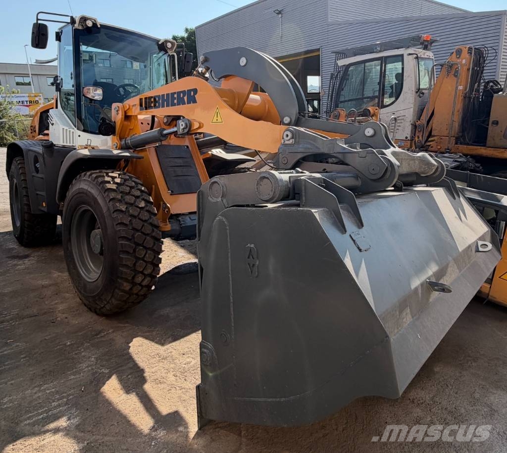 Liebherr L 514 Kolesni nakladalci
