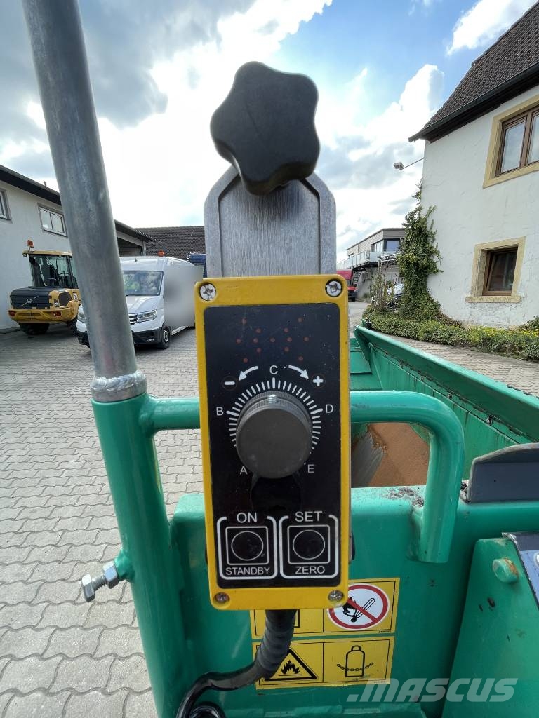 Vögele Mini 500 Raupenfertiger mit 2 Kopf Ultraschall معدات السفلتة