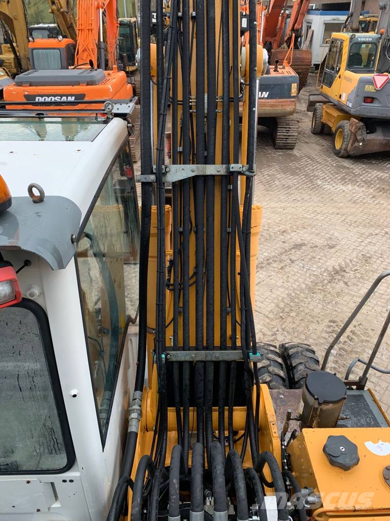 Liebherr A 900 Εκσκαφείς με τροχούς - λάστιχα