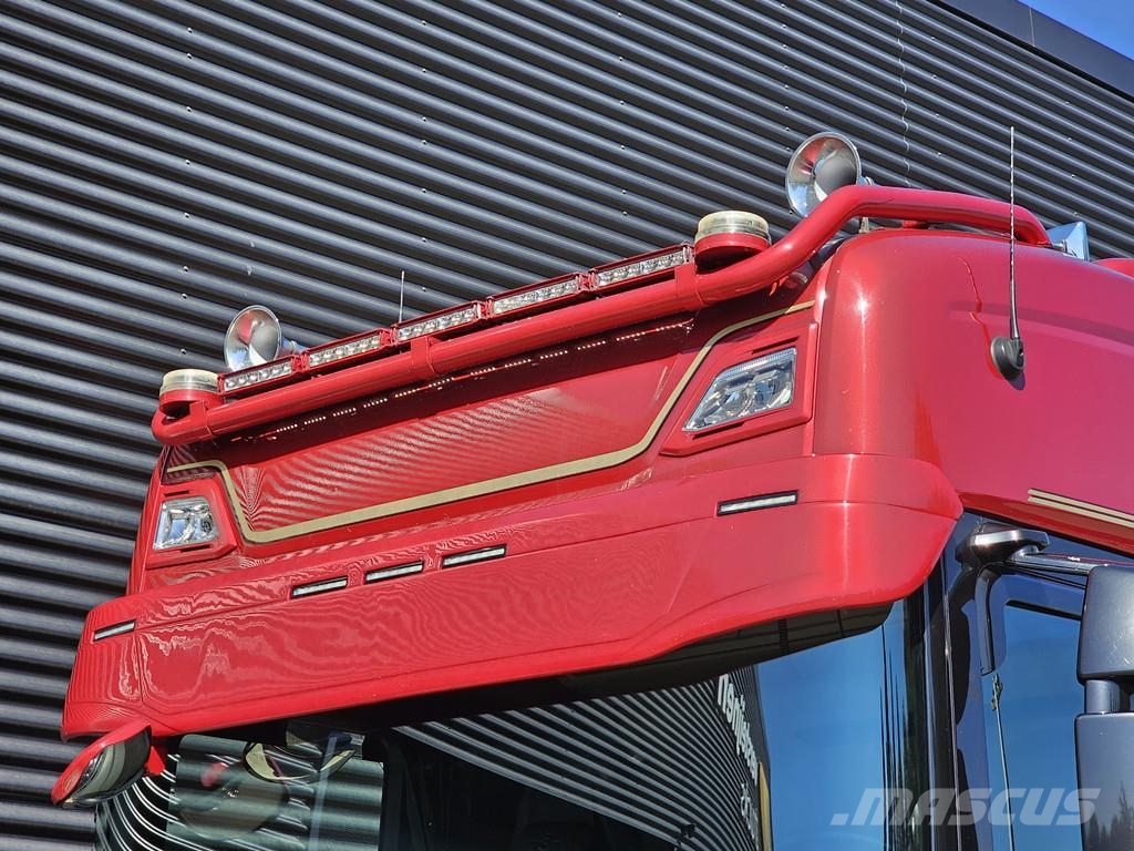 Scania S580 V8 4x2 / 50 YEAR EDITION / PARKING COOLER / 2 Sattelzugmaschinen