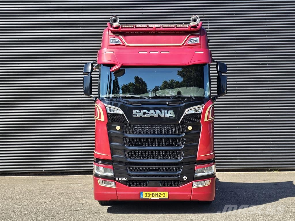 Scania S580 V8 4x2 / 50 YEAR EDITION / PARKING COOLER / 2 Sattelzugmaschinen