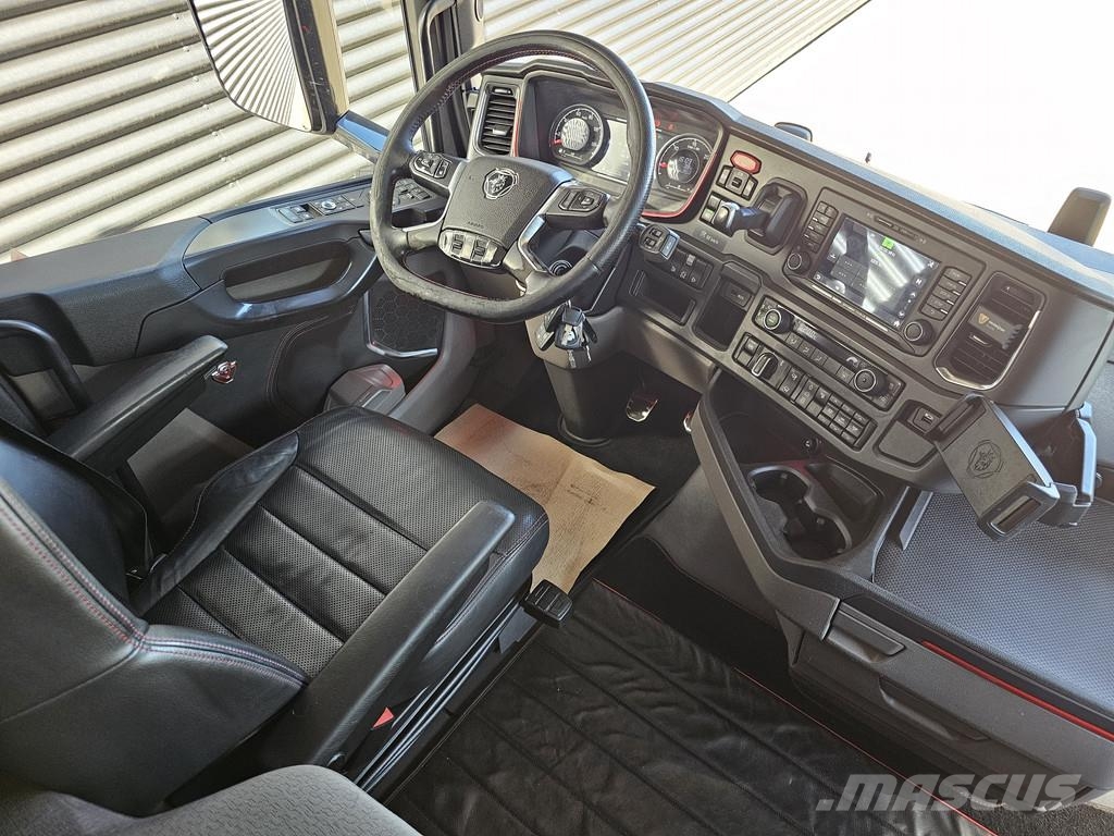 Scania S580 V8 4x2 / 50 YEAR EDITION / PARKING COOLER / 2 Sattelzugmaschinen