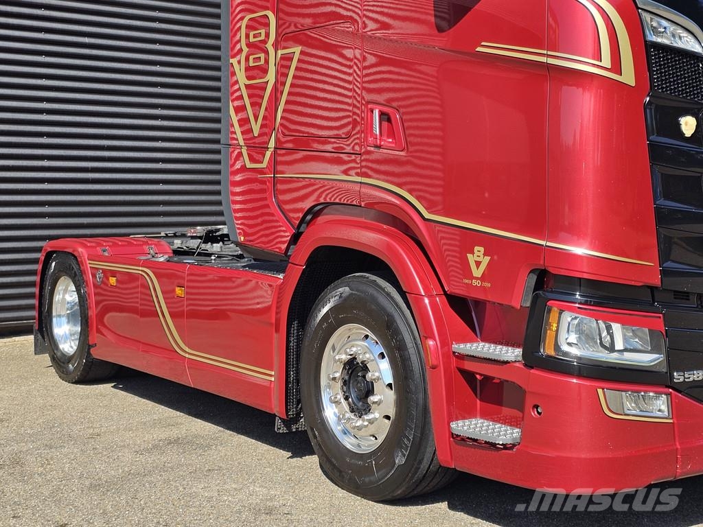 Scania S580 V8 4x2 / 50 YEAR EDITION / PARKING COOLER / 2 Cabezas tractoras