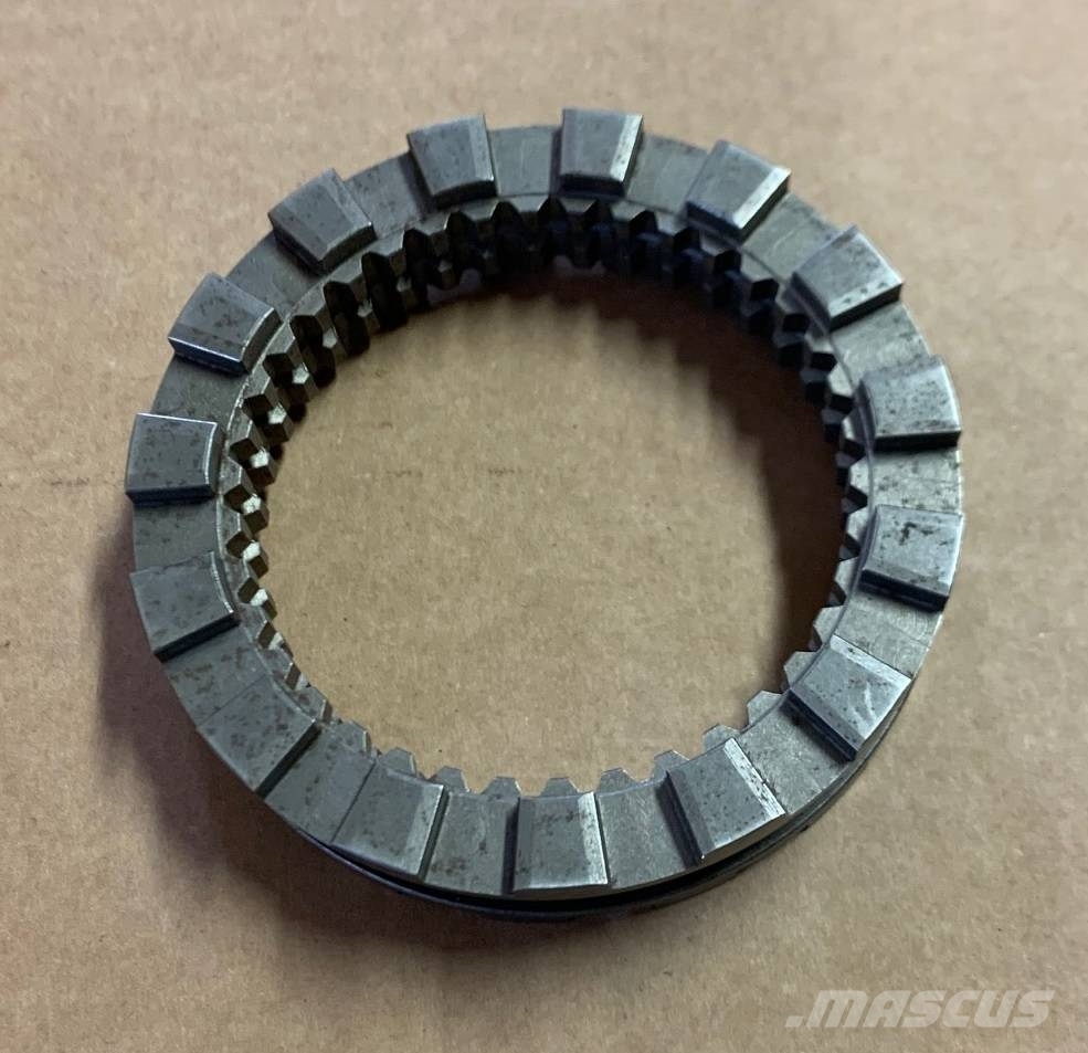 Deutz-Fahr Sleeve 04335212, 0433 5212, 4335212, 0433-5212 Transmission