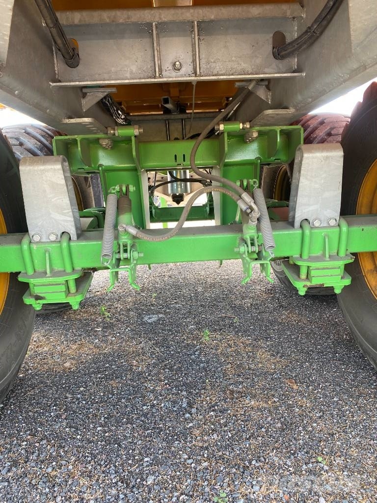 Joskin 6025/17DR120 مقطورة حبوب
