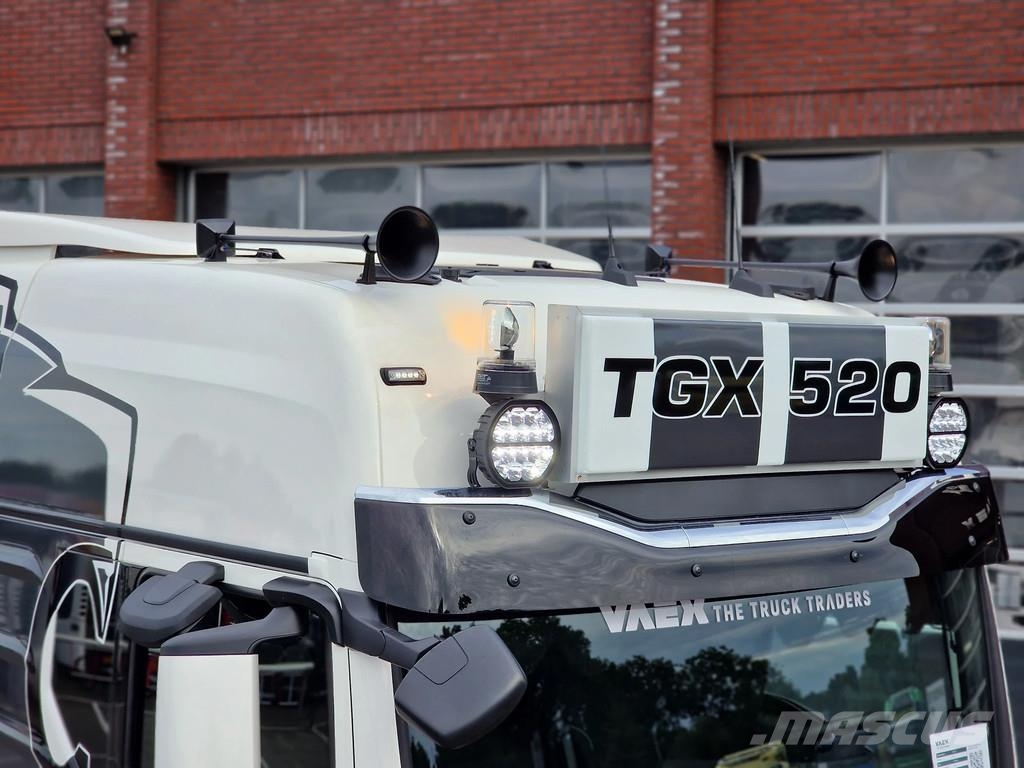 MAN TGX 18.520 4x2 - NEW - Show truck - Retarder - Nig Trekkvogner
