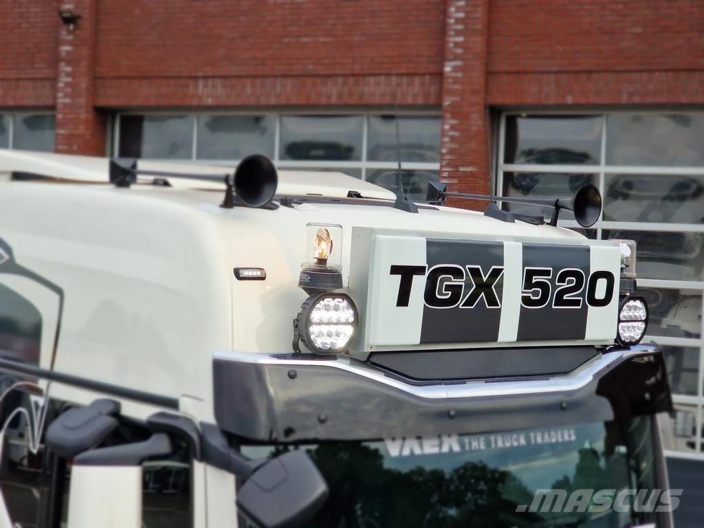 MAN TGX 18.520 4x2 - NEW - Show truck - Retarder - Nig Trekkvogner