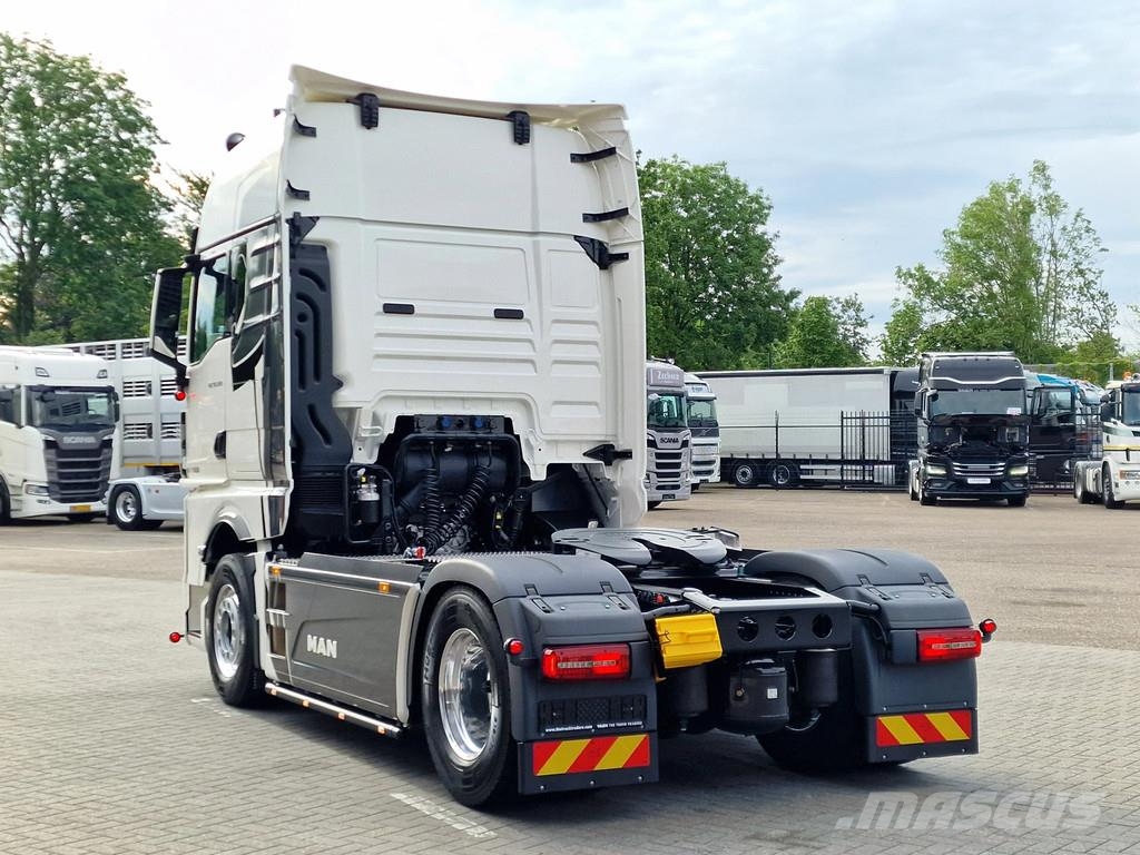 MAN TGX 18.520 4x2 - NEW - Show truck - Retarder - Nig Trekkvogner