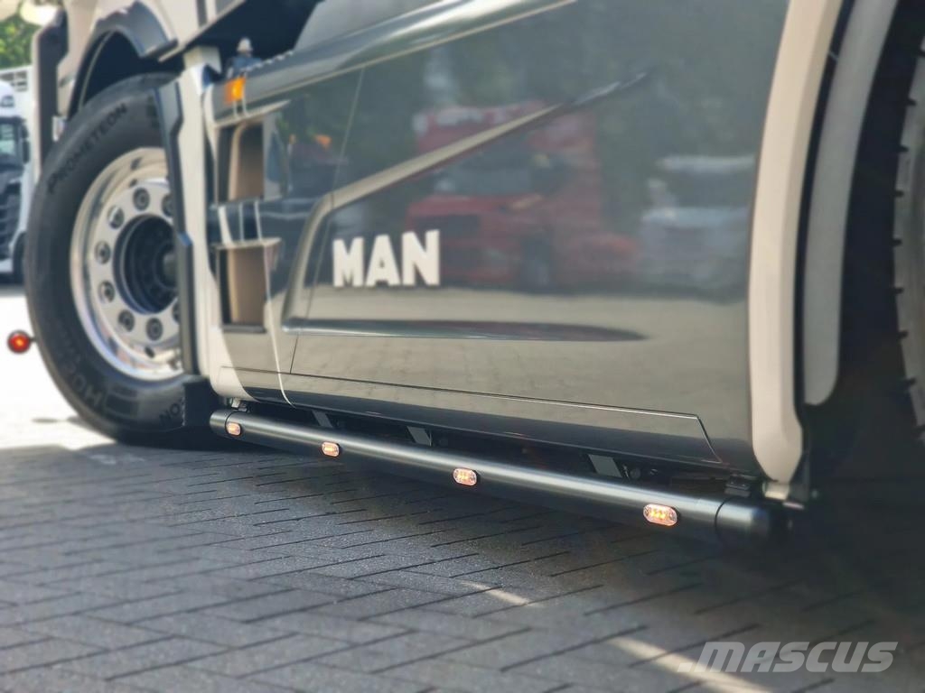 MAN TGX 18.520 4x2 - NEW - Show truck - Retarder - Nig Trekkvogner
