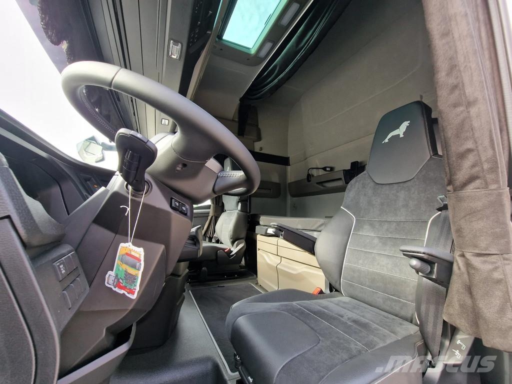 MAN TGX 18.520 4x2 - NEW - Show truck - Retarder - Nig Trekkvogner