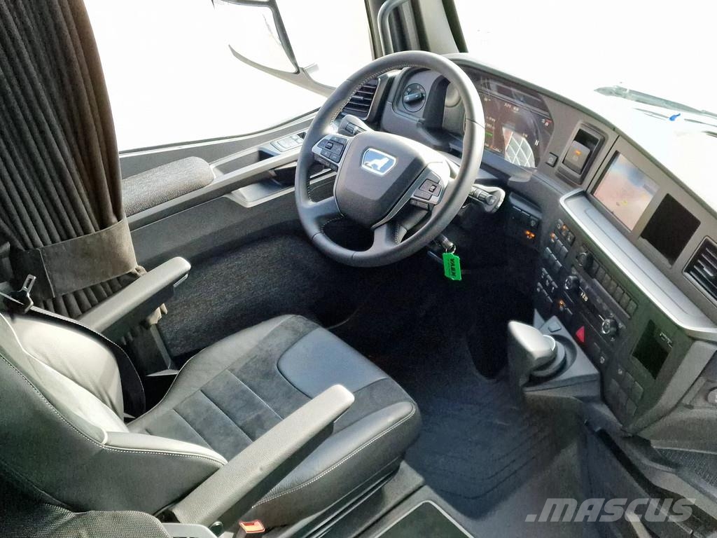 MAN TGX 18.520 4x2 - NEW - Show truck - Retarder - Nig Trekkvogner