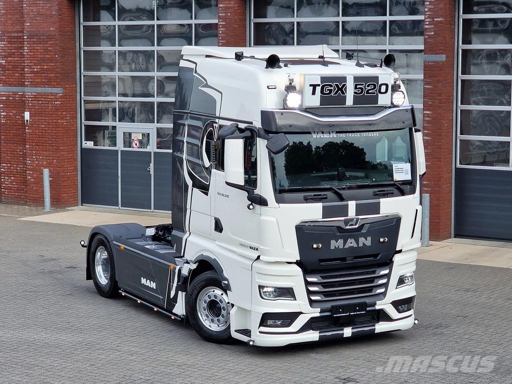 MAN TGX 18.520 4x2 - NEW - Show truck - Retarder - Nig Trekkvogner