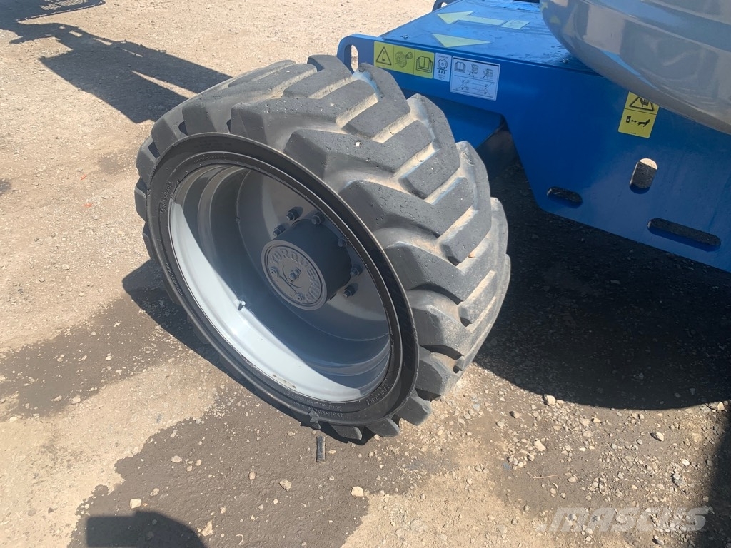 Genie Z 45/25 J RT Kĺbové plošiny