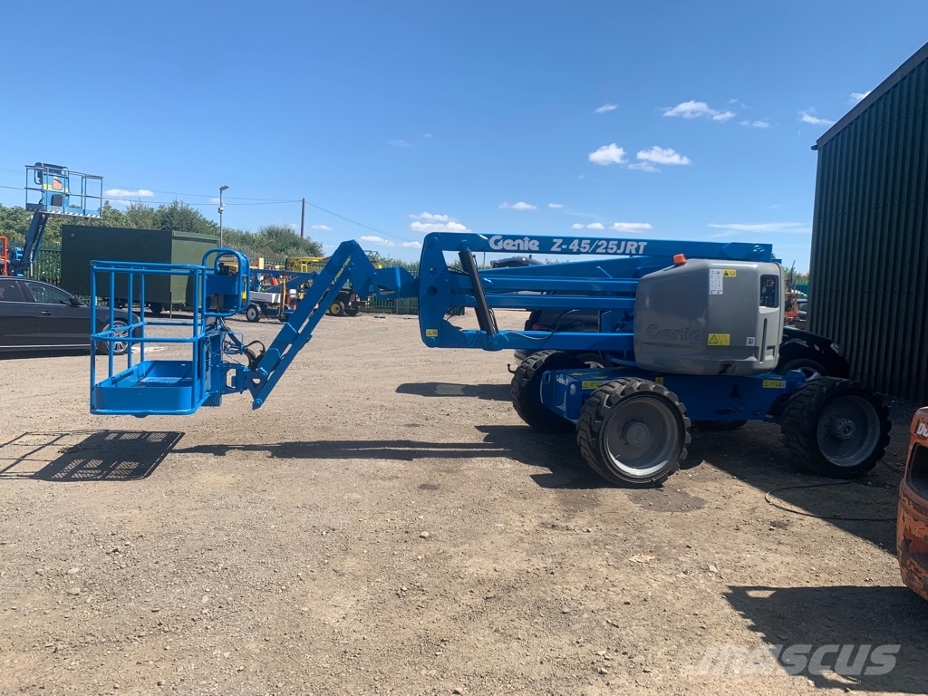 Genie Z 45/25 J RT Kĺbové plošiny