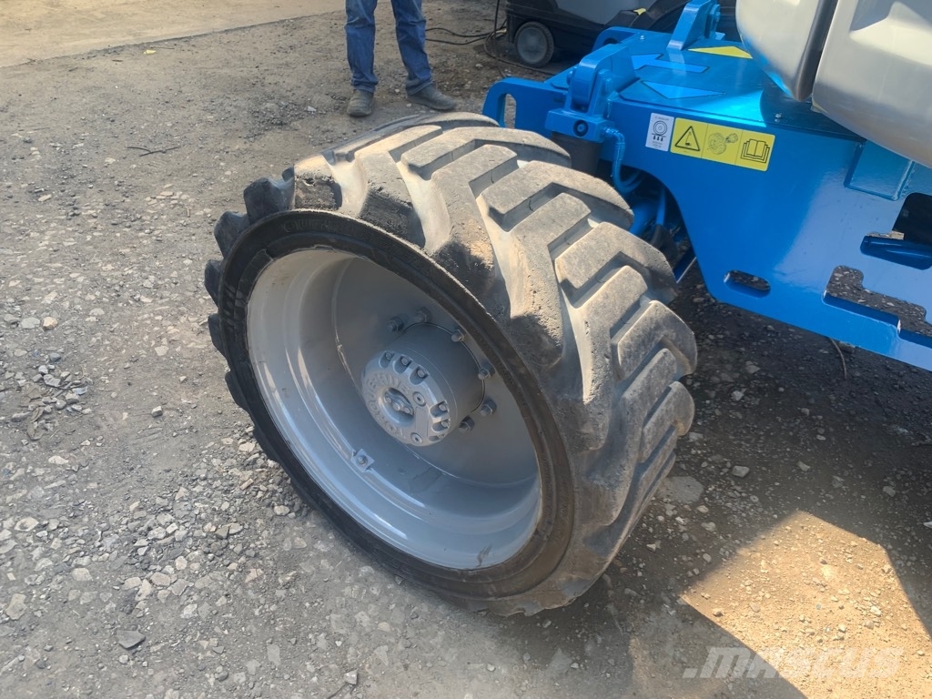 Genie Z 45/25 J RT Kĺbové plošiny