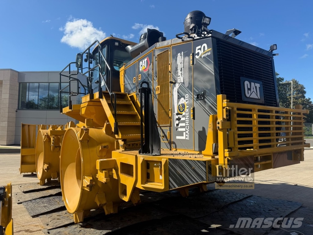 CAT 826 Jäätmetihendajad