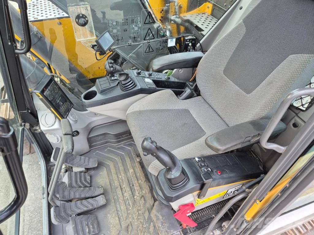 Volvo ECR 235 EL Rupsgraafmachines