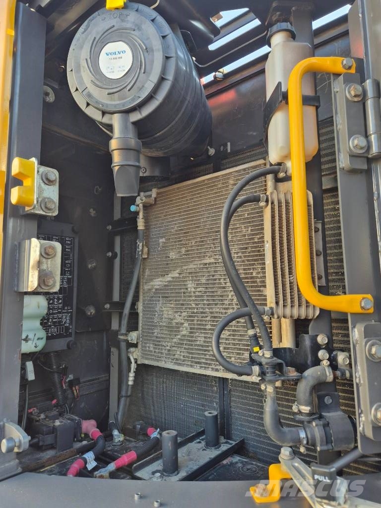 Volvo ECR 235 EL Bageri gusjeničari