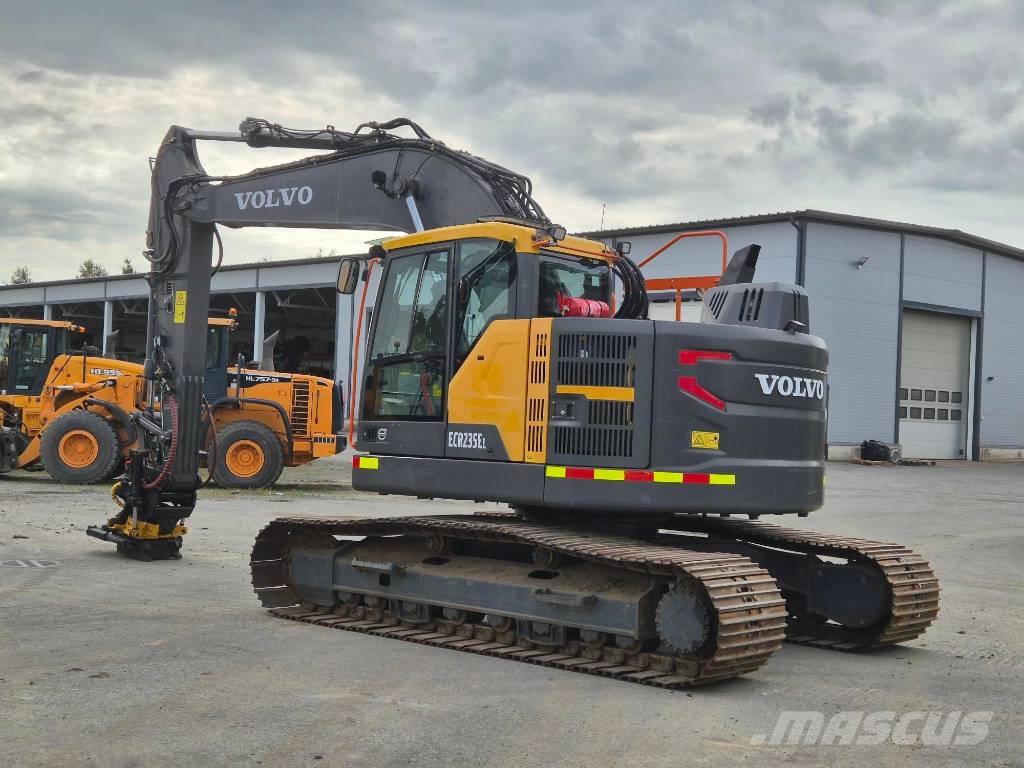 Volvo ECR 235 EL Rupsgraafmachines