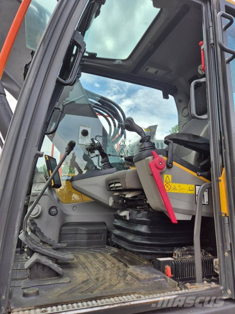 Volvo ECR 235 EL Rupsgraafmachines