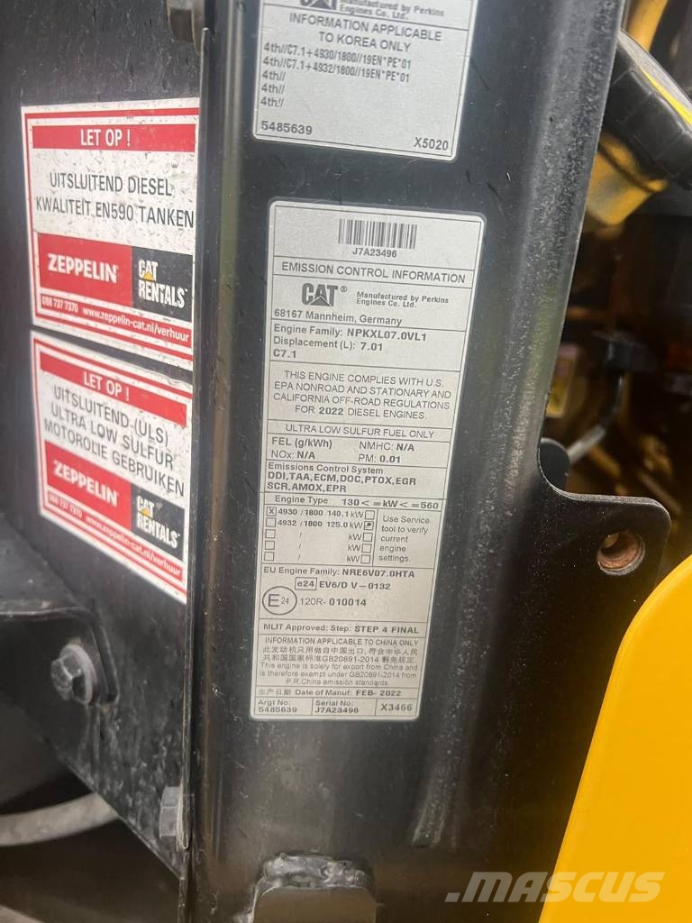CAT 930M Kolesni nakladalci