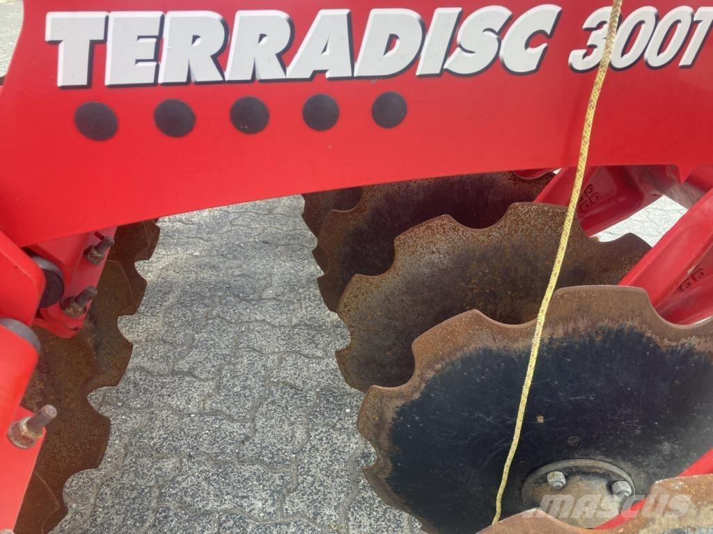 Pöttinger Terradisc 3001 Gradas de discos