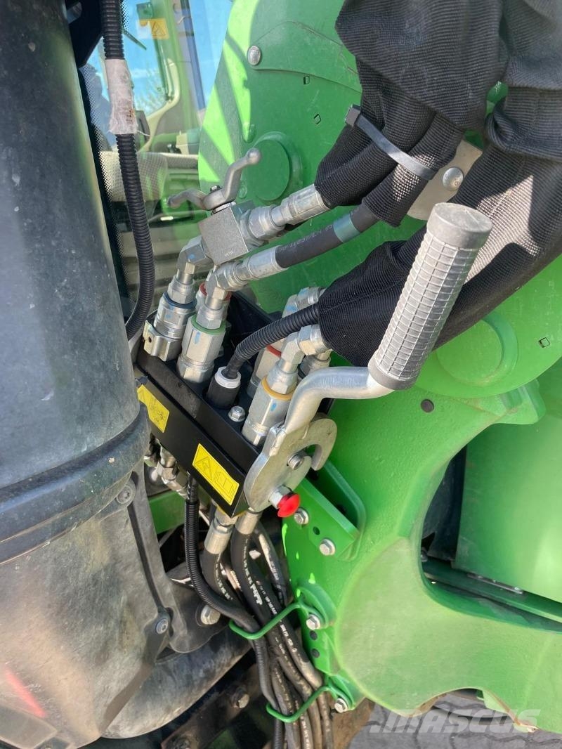 John Deere 6120M Traktoren