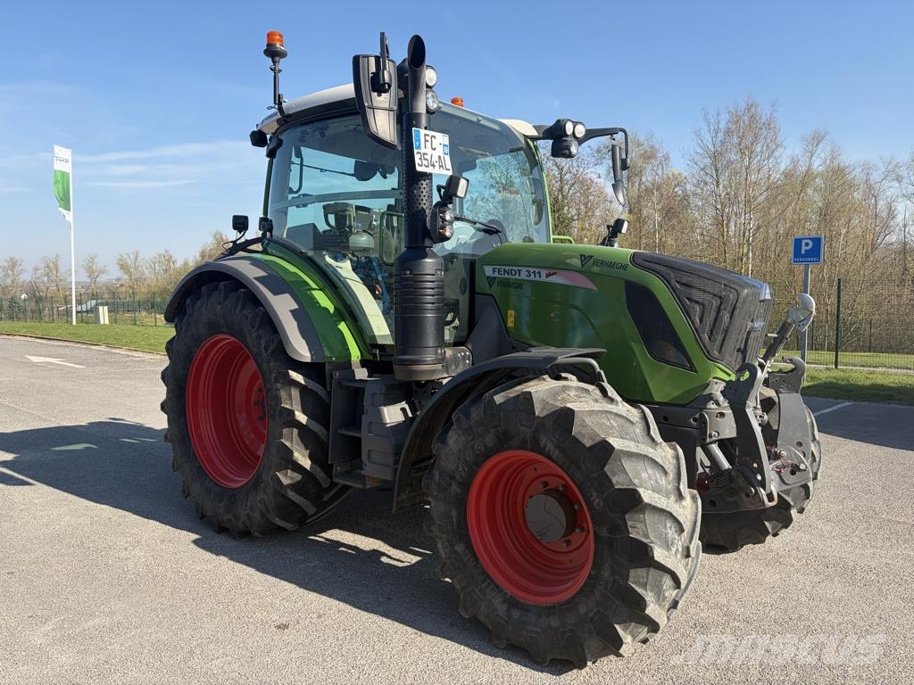 Fendt 311 S4 PROFI Trattori