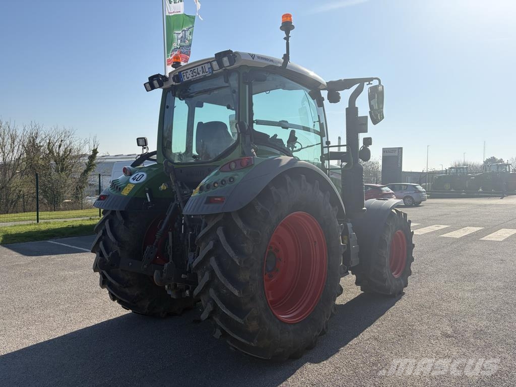 Fendt 311 S4 PROFI الجرارات