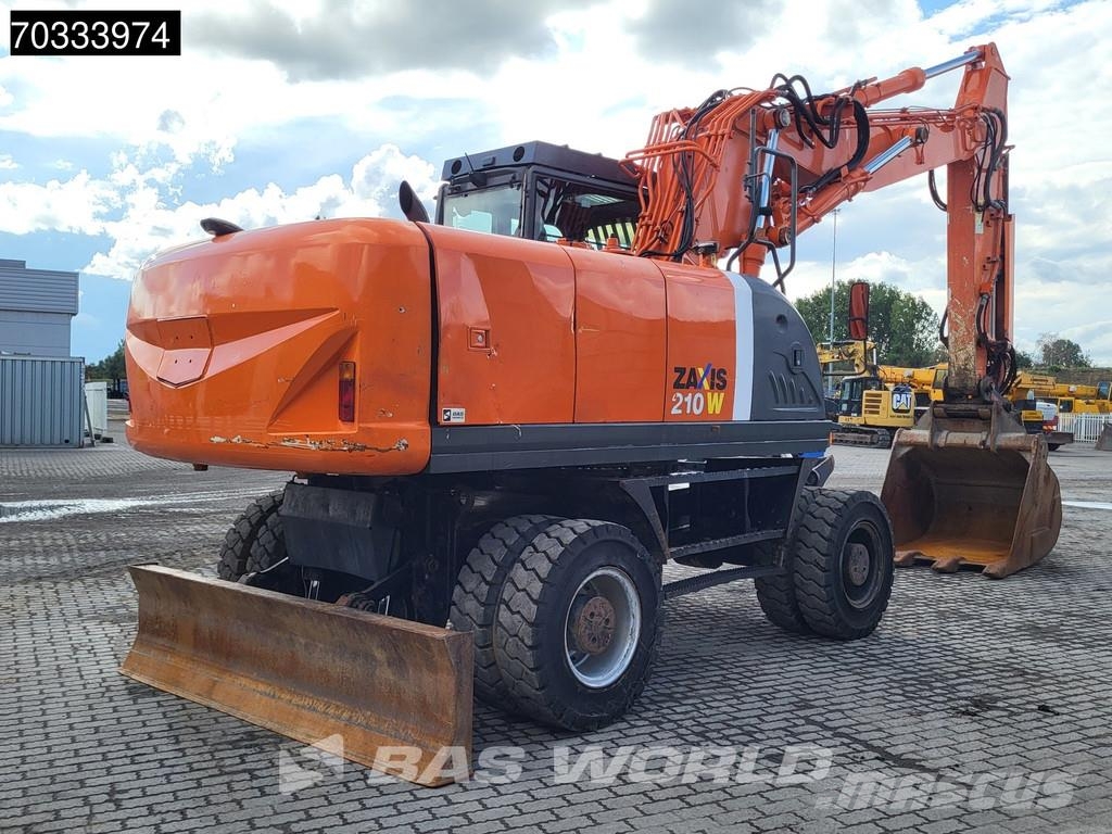 Hitachi ZX210W -3 Wielgraafmachines