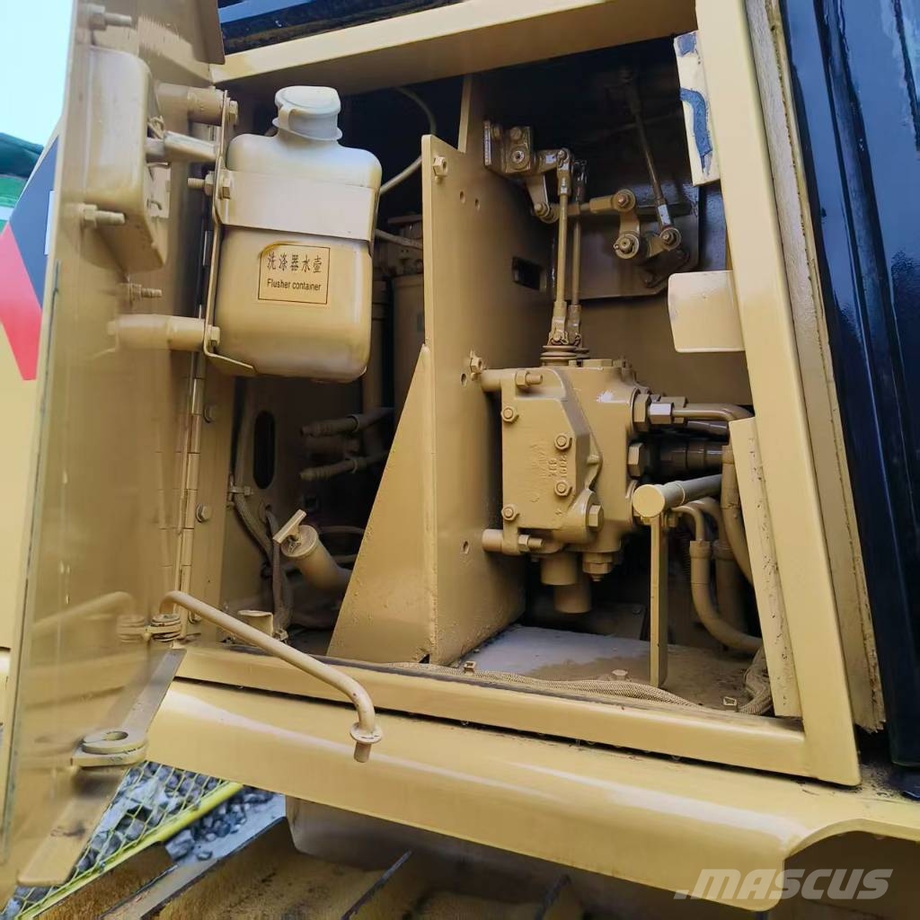 CAT D6G2 XL 履帶推土機