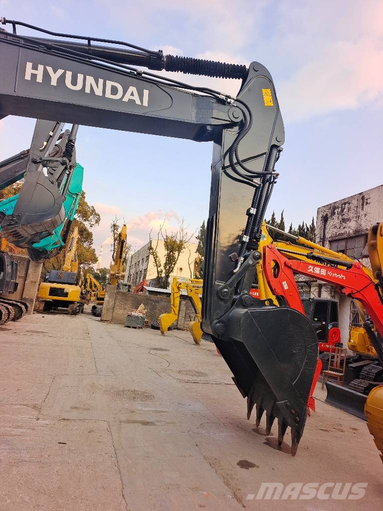 Hyundai 305LC-9T - 28th Anniversary Promotion Price Crawler excavators