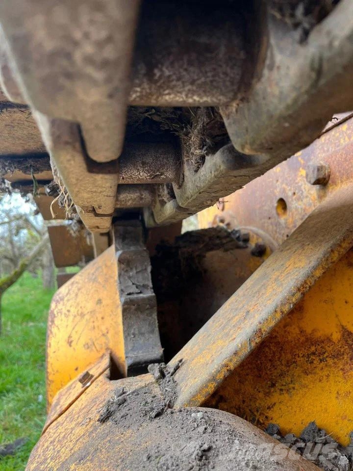 CAT 931 Larvebåndslæssere