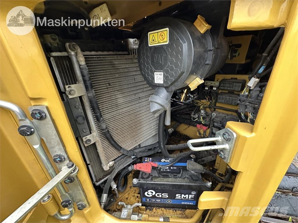 CAT 307.5 Roomikekskavaatorid