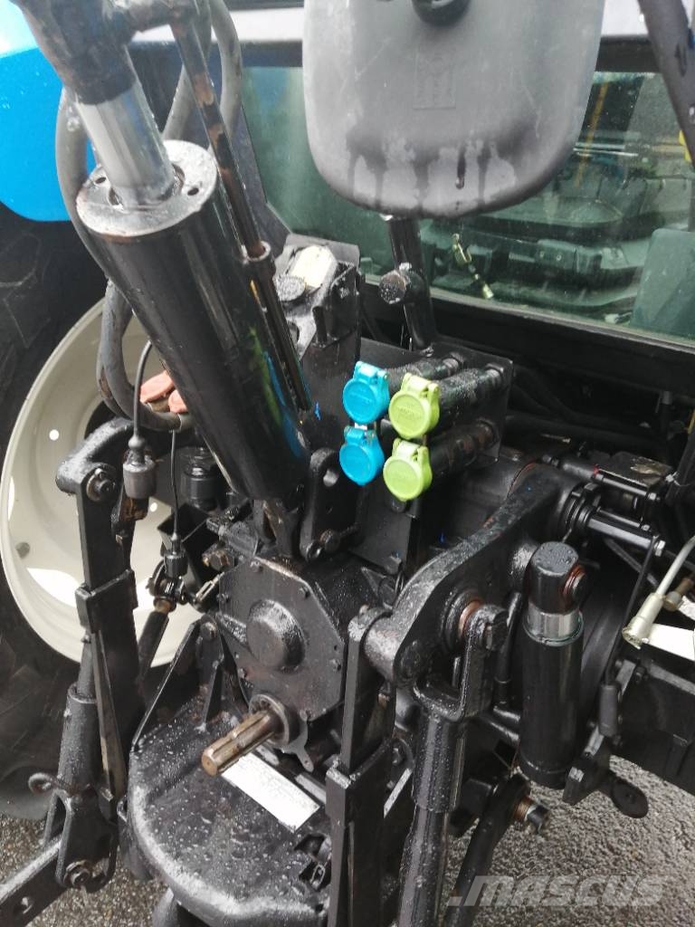 New Holland TL 100 DC PS Traktorer