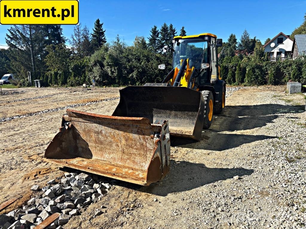 JCB 409 SV ŁADOWARKA KOŁOWA Cargadoras sobre ruedas