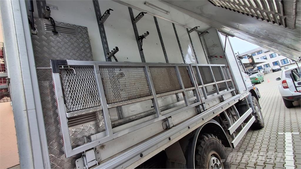 Mercedes-Benz ATEGO 1226 AF Camiones con caja de remolque