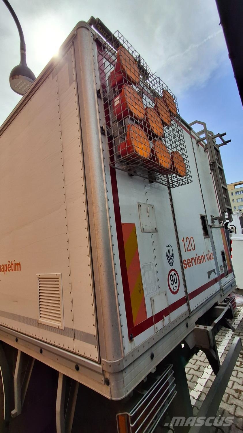 Mercedes-Benz ATEGO 1226 AF Camiones con caja de remolque