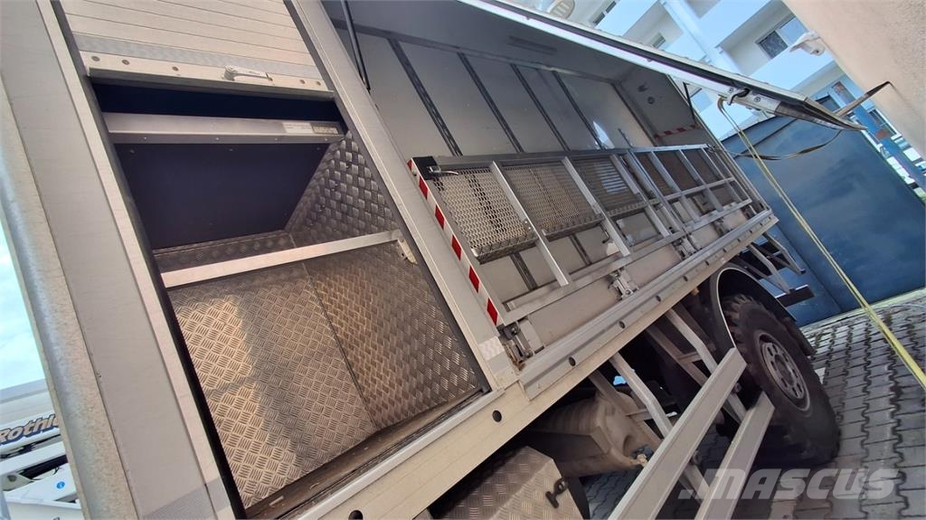 Mercedes-Benz ATEGO 1226 AF Camiones con caja de remolque