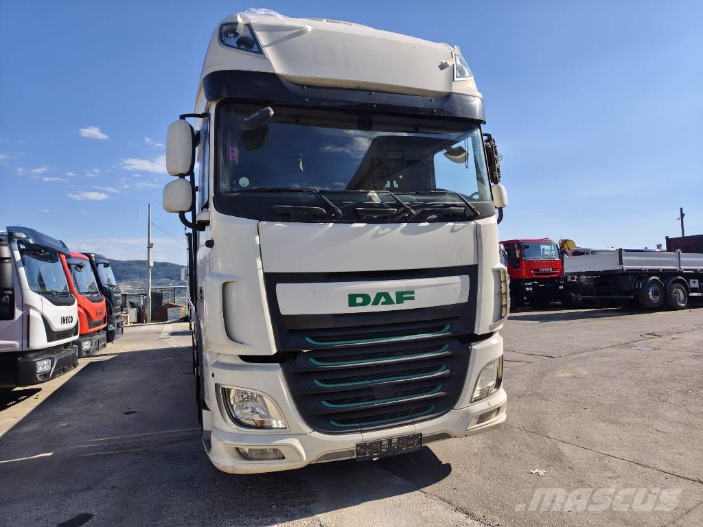DAF XF 440 Lawety / pojazdy z wciągarką