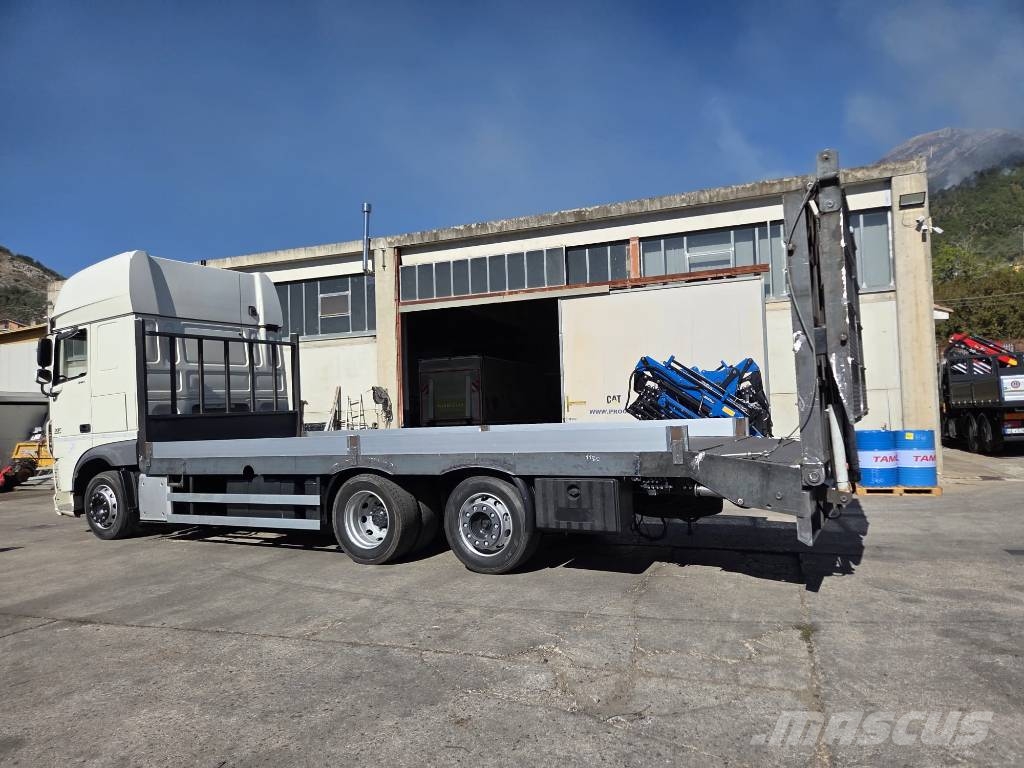 DAF XF 440 Camiões de guincho/estrado