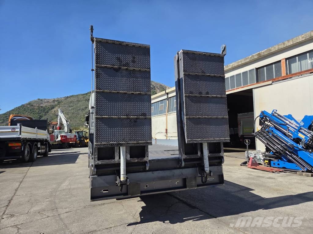 DAF XF 440 Camiões de guincho/estrado