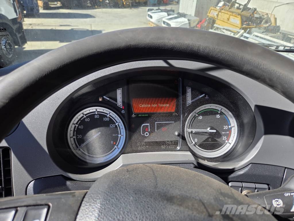 DAF XF 440 Camiões de guincho/estrado